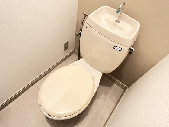 トイレ　トイレ