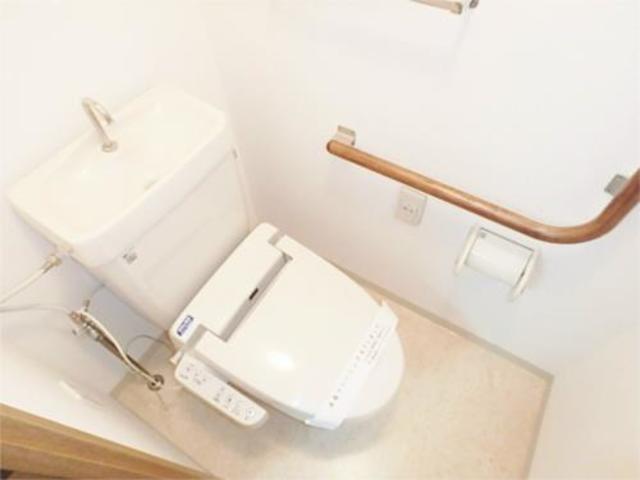 トイレ　ウォシュレット