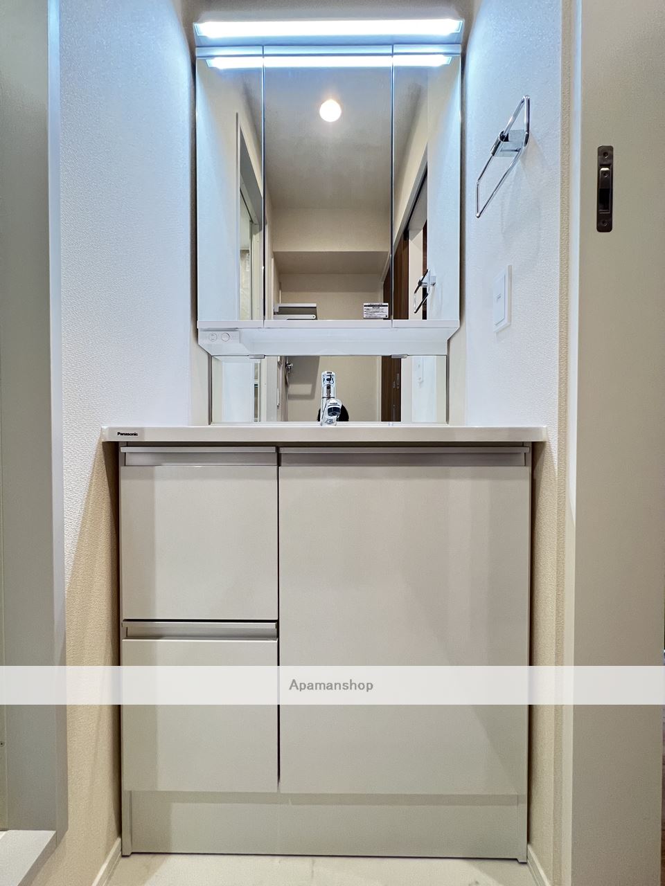 洗面設備　※同物件、別部屋になります。