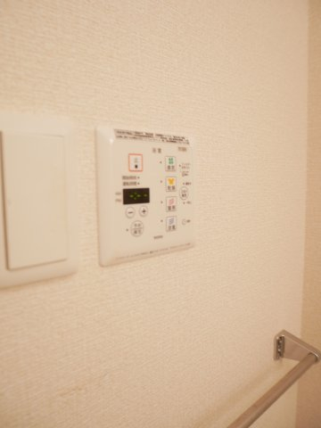 バス・シャワールーム　写真は２０３号室になります。