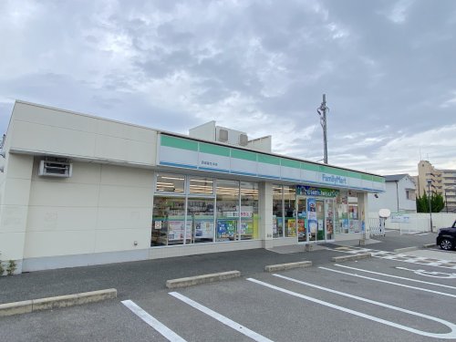 コンビニ　ファミリーマート 貝塚麻生中店（コンビニ）まで1003m