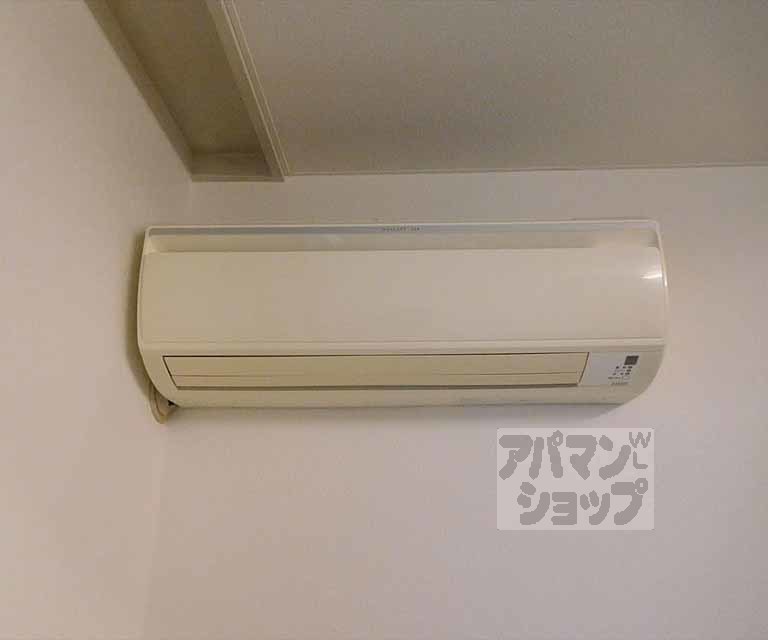 その他設備　エアコン装備