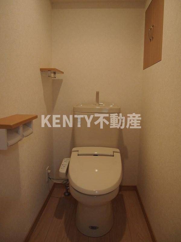 トイレ　清潔感のあるトイレです