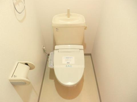 トイレ　トイレ