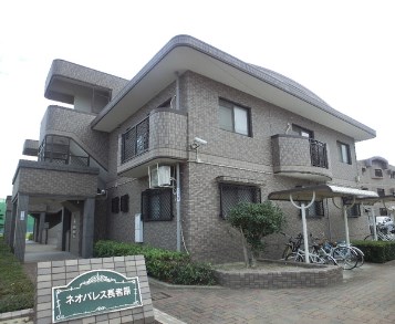 建物外観　粕屋町でお部屋を探される際は、トーマスリビング粕屋店へお気軽