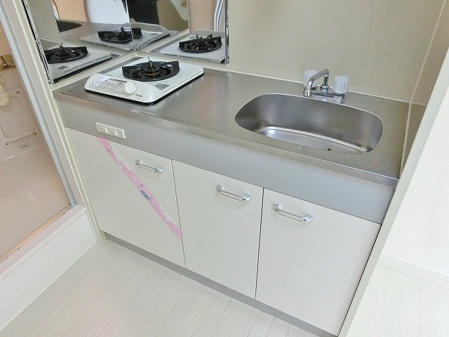 キッチン　コンパクトなミニキッチン