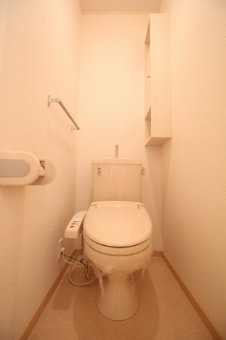 トイレ　落ち着いたトイレです