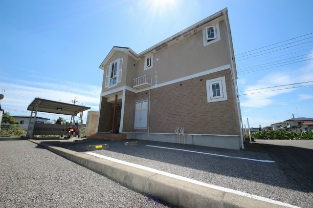 建物外観　落ち着いた雰囲気の外観です