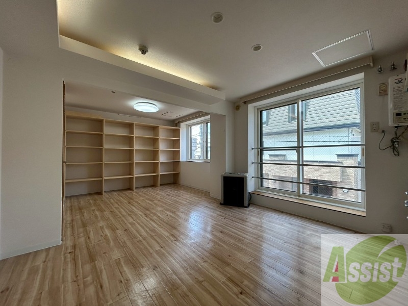居室・リビング　広くてキレイなお部屋が広がっていて、充実した生活が送れそう。