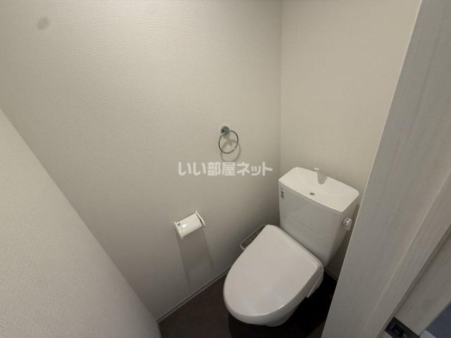 ジーメゾン向島ヴェリタのトイレ写真