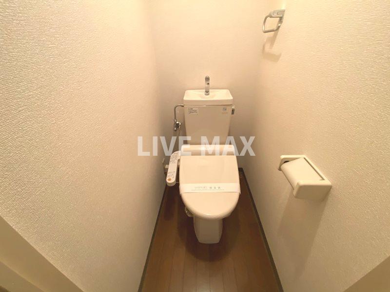 トイレ　※別のお部屋のお写真になります