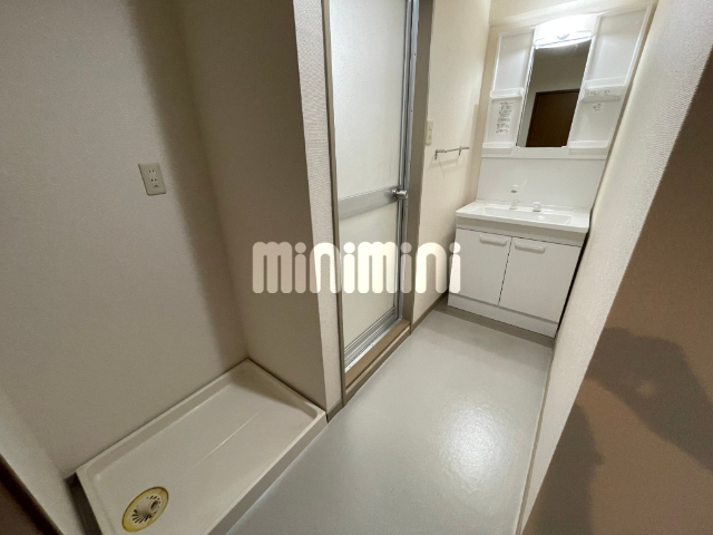 洗面設備　※同タイプ別号室の写真です