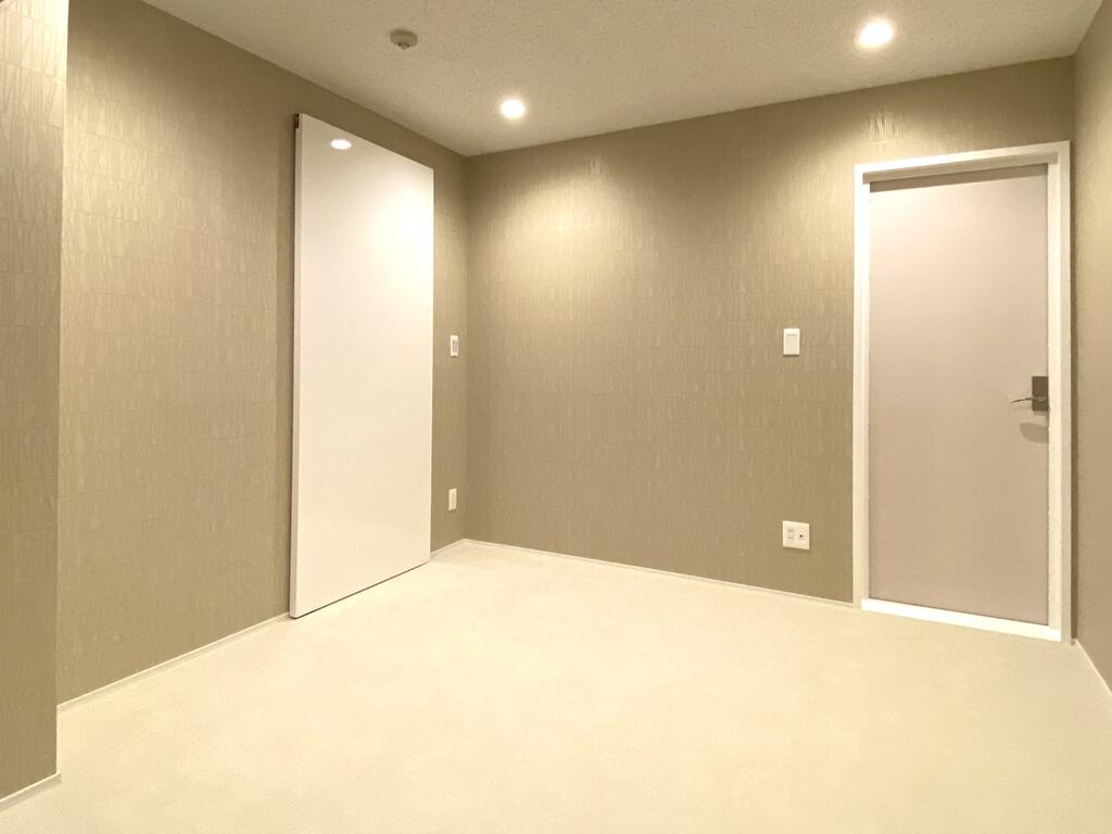 秀和青山神宮前レジデンスの居間写真