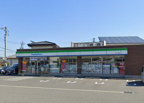 コンビニ　ファミリーマート 港十一屋店（コンビニ）まで437m