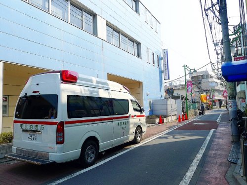 病院　東京女子医科大学東医療センター（病院）まで689m