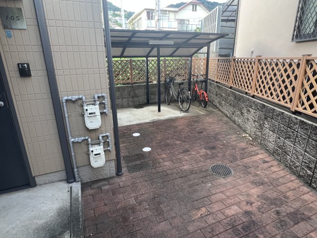 フルール岡本の外観写真