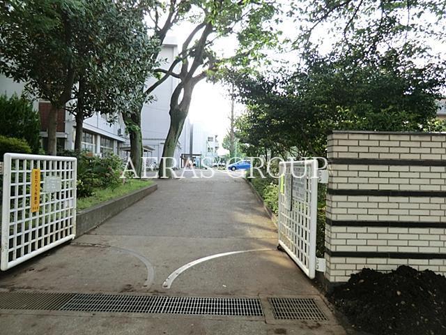 中学校　府中市立府中第二中学校（中学校）まで424m