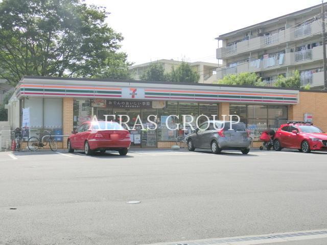コンビニ　セブンイレブン板橋舟渡1丁目店（コンビニ）まで523m