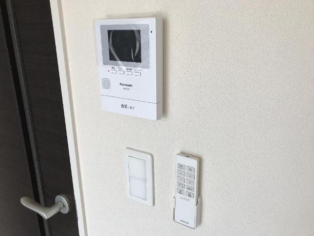 セキュリティ　カメラ付インターホン（イメージ）
