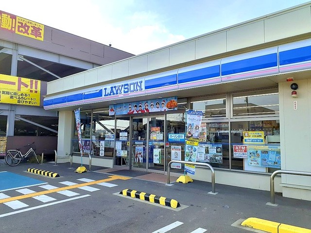 コンビニ　ローソン 和歌山有本西新田店様（コンビニ）まで525m