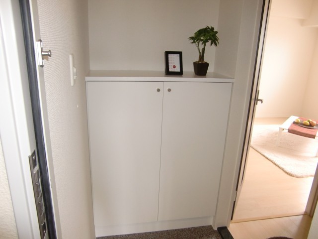 その他設備　下駄箱