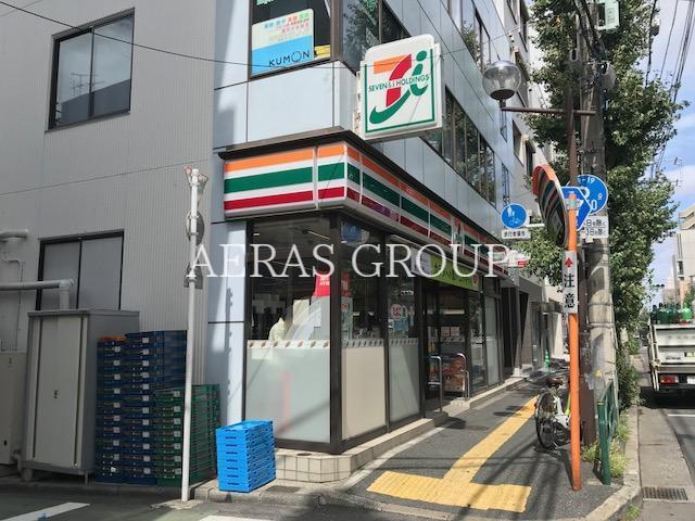 コンビニ　セブンイレブン文京目白台2丁目店（コンビニ）まで205m