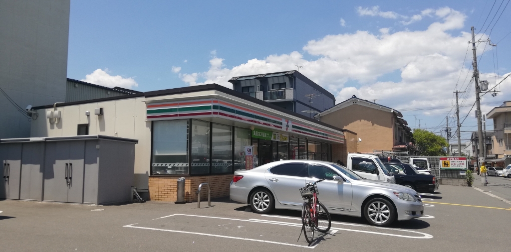 コンビニ　セブンイレブン　深草西浦8丁目店（コンビニ）まで103m