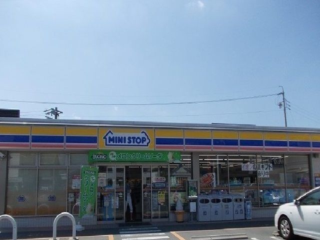 コンビニ　ミニストップ蒲郡三谷北通店（コンビニ）まで400m