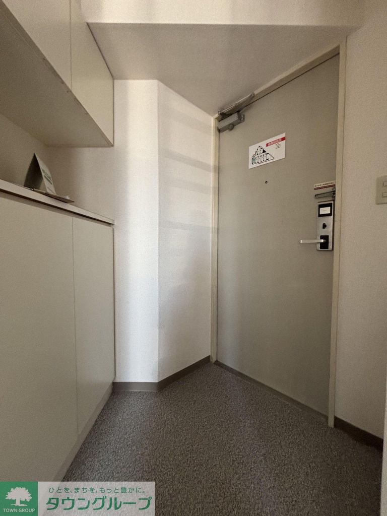 玄関　設備