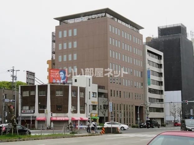 大学・短大　日本福祉大学名古屋キャンパス 代表（大学・短大）まで1027m