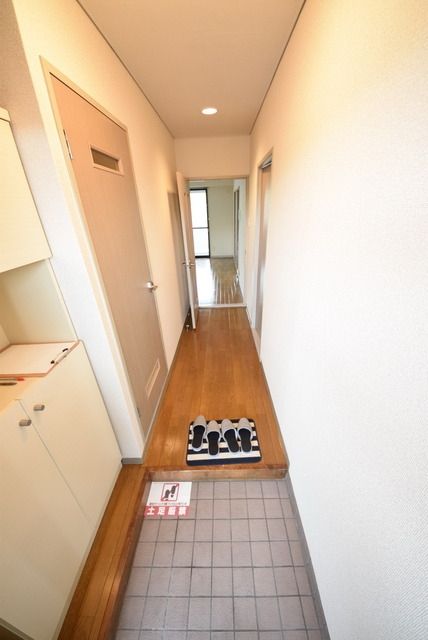 玄関　★お部屋探しは株式会社タウンハウジング東京まで★