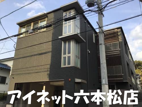 建物外観　角部屋で明るいお部屋です！