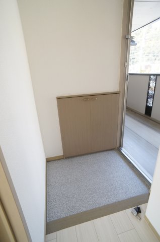 玄関　参考、同建物・同間取りの号室
