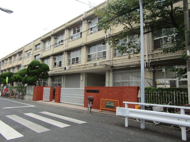 小学校　大阪市立南田辺小学校（小学校）まで458m
