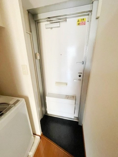 玄関　同仕様タイプ