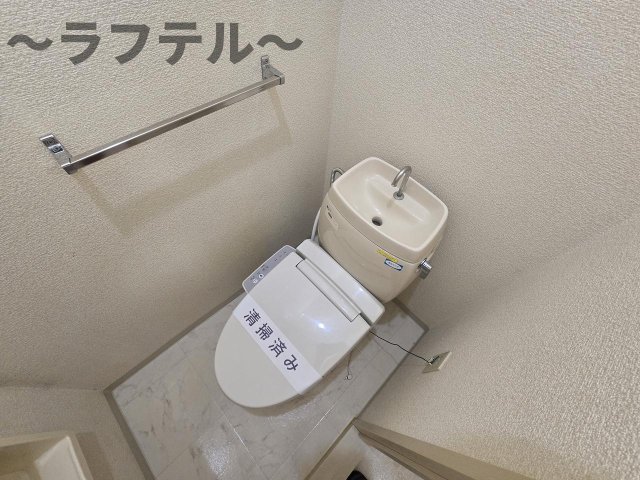 トイレ　別部屋イメージ写真