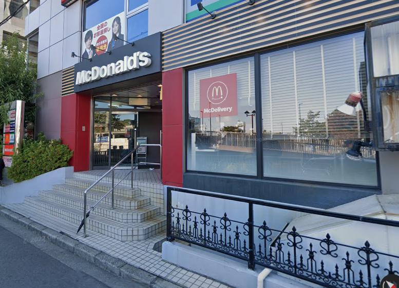 飲食店　マクドナルド 阪急夙川駅前店（飲食店）まで442m