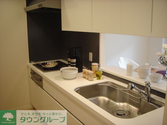 キッチン　C タイプ2008年10月撮影 ＭＲ時の写真で調度品等は含…