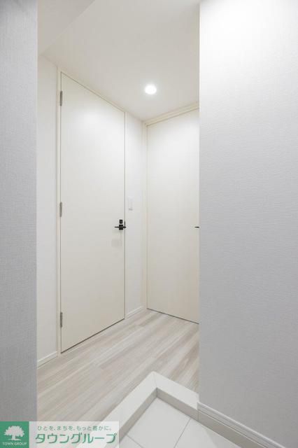 玄関　Aタイプ2024年10月撮影 同タイプ1301号室の写真です