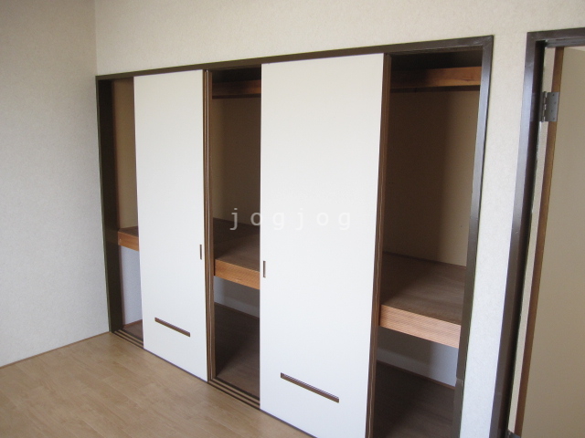 収納　押し入れ収納です★