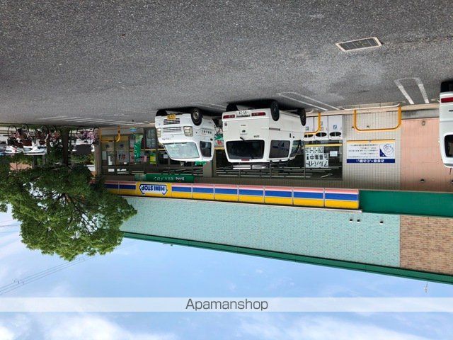 コンビニ　ミニストップ（コンビニ）まで582m