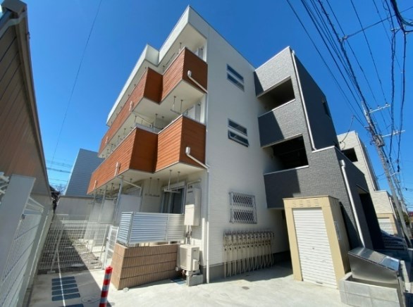 建物外観　Ciel Bleu 吉川のご紹介は、住まいの窓口アソシエまで