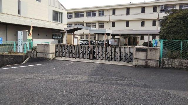 小学校　山手小学校（小学校）まで1128m