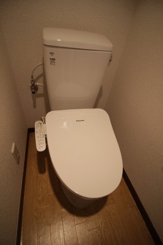 トイレ　シンプルで使いやすいトイレです