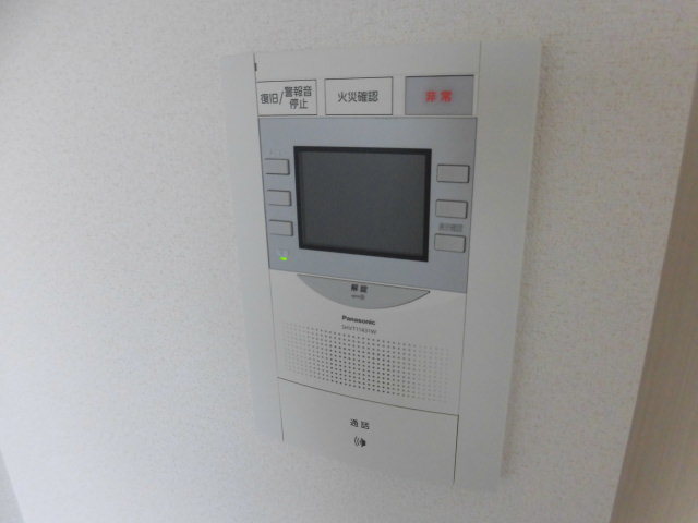 セキュリティ　ＴＶモニター付きインターホンなので安心ですね