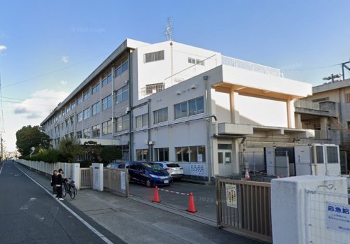 小学校　岡山市立大野小学校（小学校）まで2005m