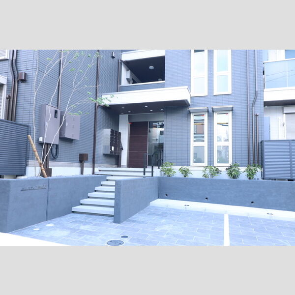 エントランス　省エネ性能ラベル(住棟)