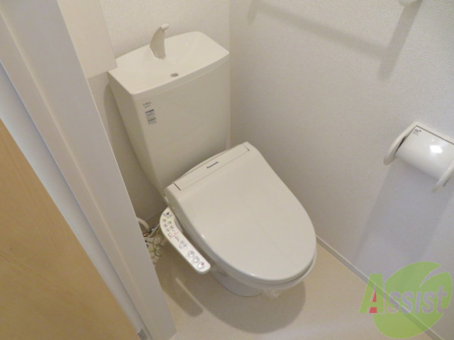 トイレ　トイレは、清潔感があり安心して使用できます。