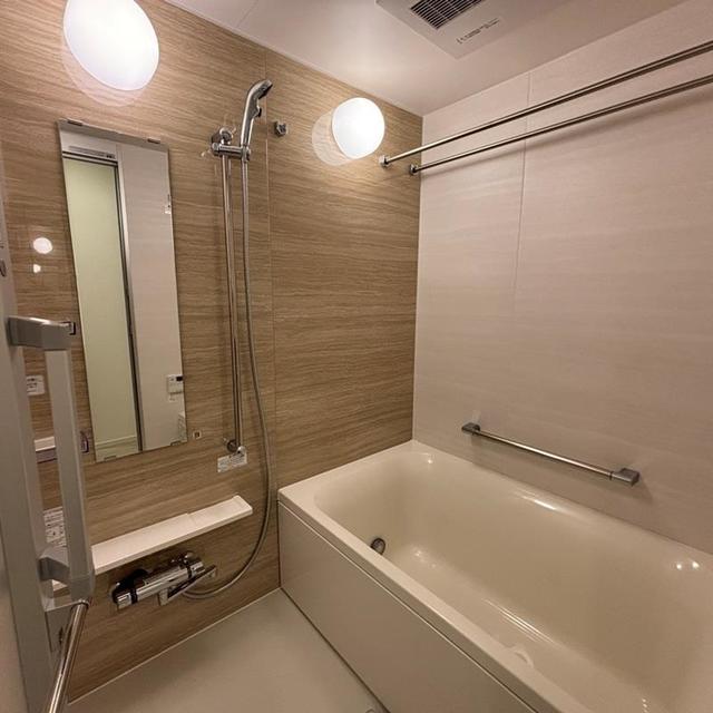 バス・シャワールーム　※写真は同タイプ住戸です。