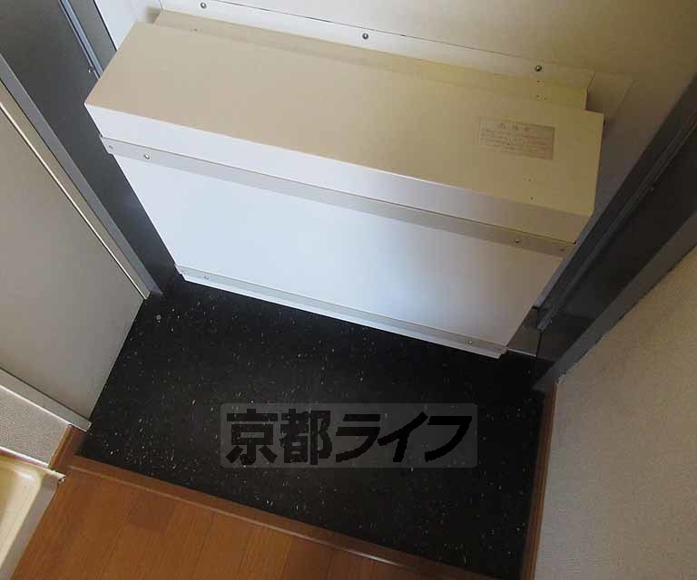 レオパレス大徳Bの玄関写真